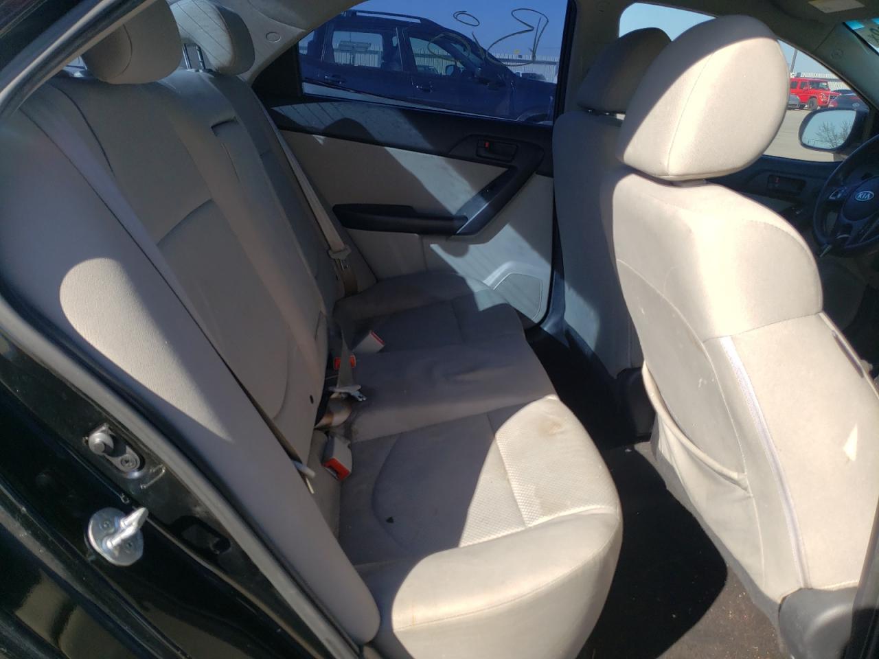 Photo 6 from auction – 2010 KIA FORTE EX with VIN KNAFU4A29A5862592