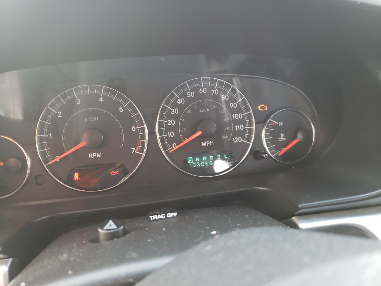 Photo 8 from auction – 2005 CHRYSLER SEBRING TO with VIN 1C3EL56R45N526596
