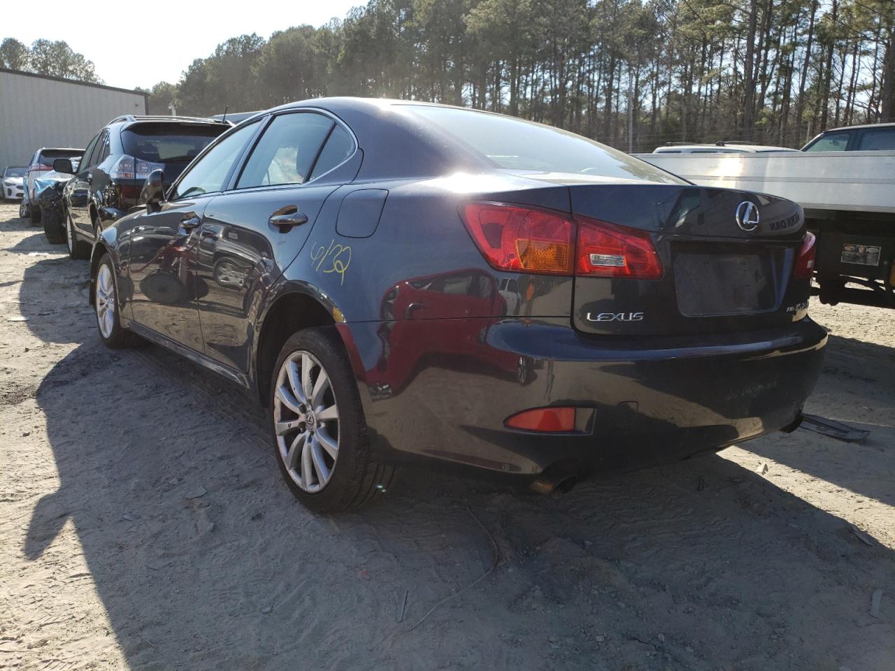 Photo 3 from auction – 2006 LEXUS IS 250 with VIN JTHCK262462001031