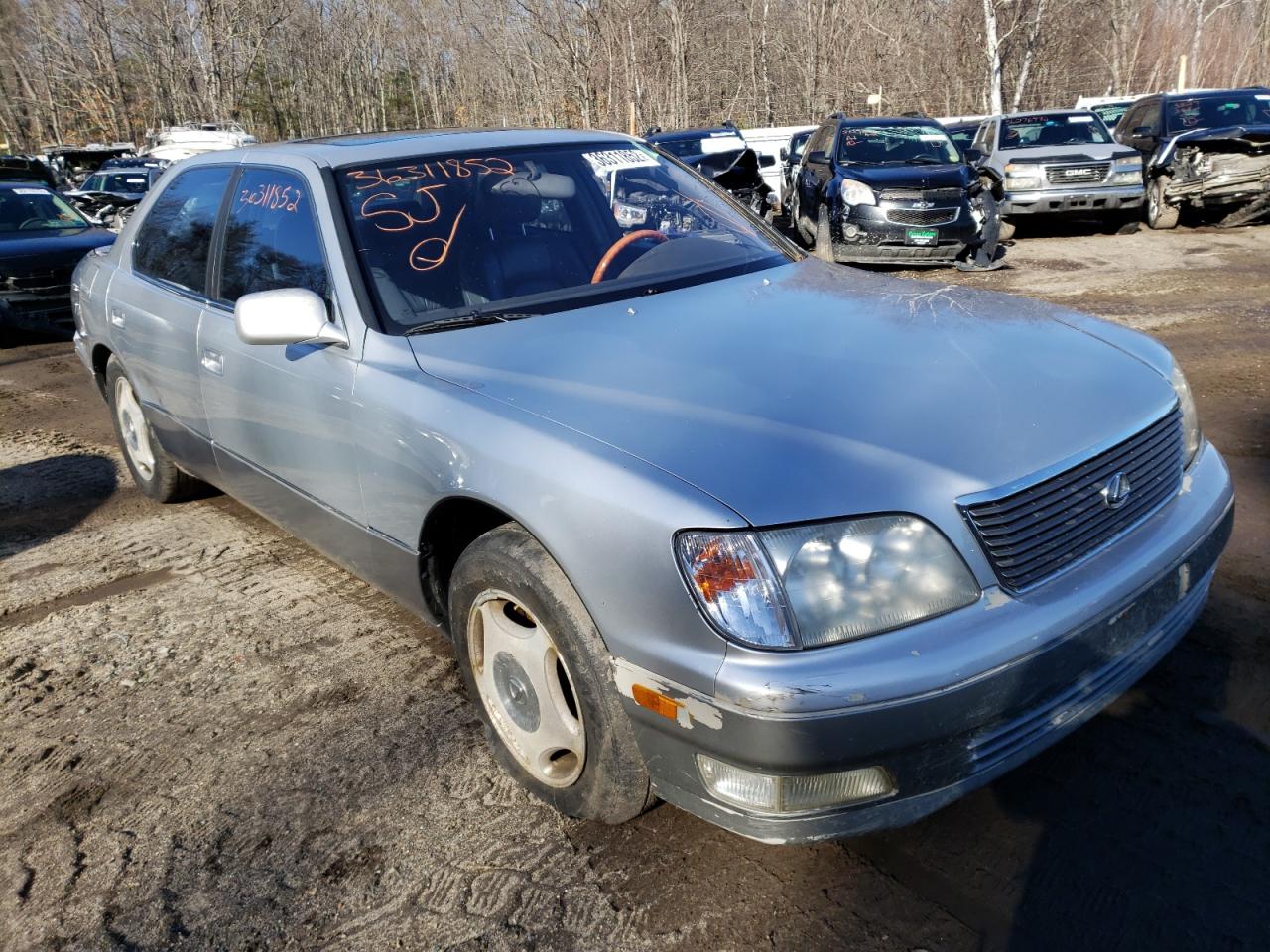 LEXUS LS 400 1999 with VIN JT8BH28F4X0162390 - Photo from auction
