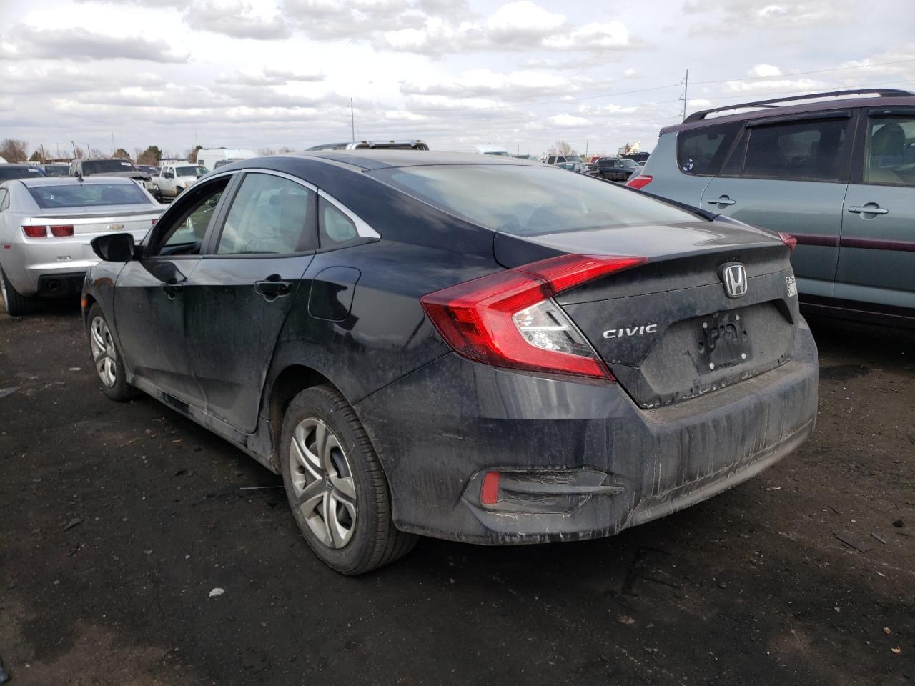 Photo 3 from auction – 2016 HONDA CIVIC LX with VIN 19XFC2F51GE066395