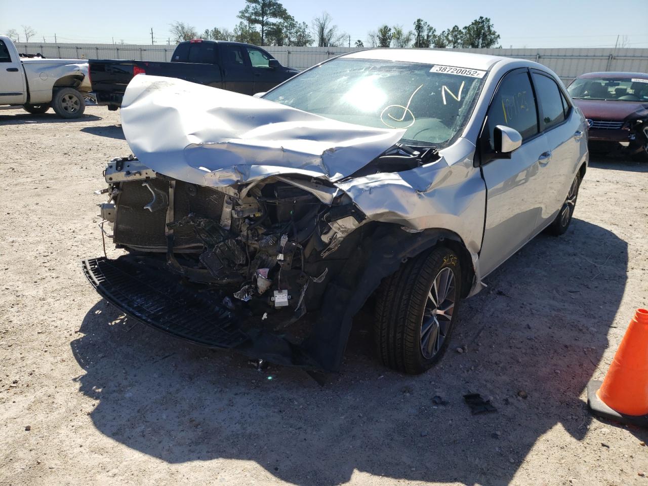 Photo 2 from auction – 2016 TOYOTA COROLLA L with VIN 5YFBURHE1GP405639