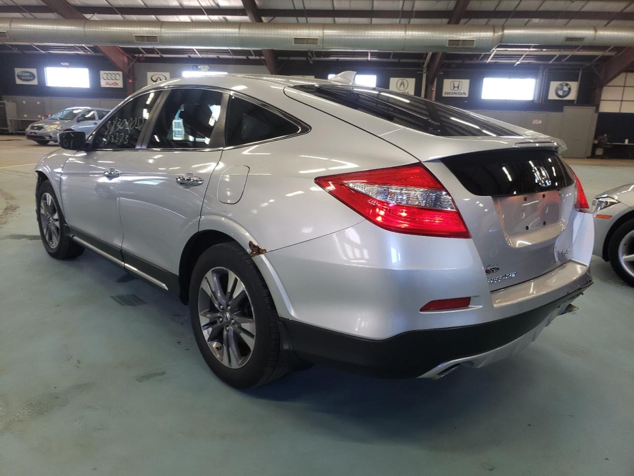 Photo 3 from auction – 2014 HONDA CROSSTOUR with VIN 5J6TF2H57EL003632