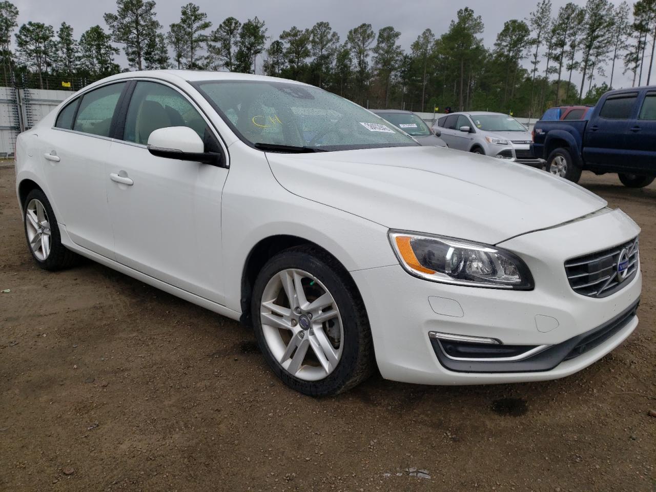 Photo 1 from auction – 2015 VOLVO S60 PLATIN with VIN YV140MFM1F1344310