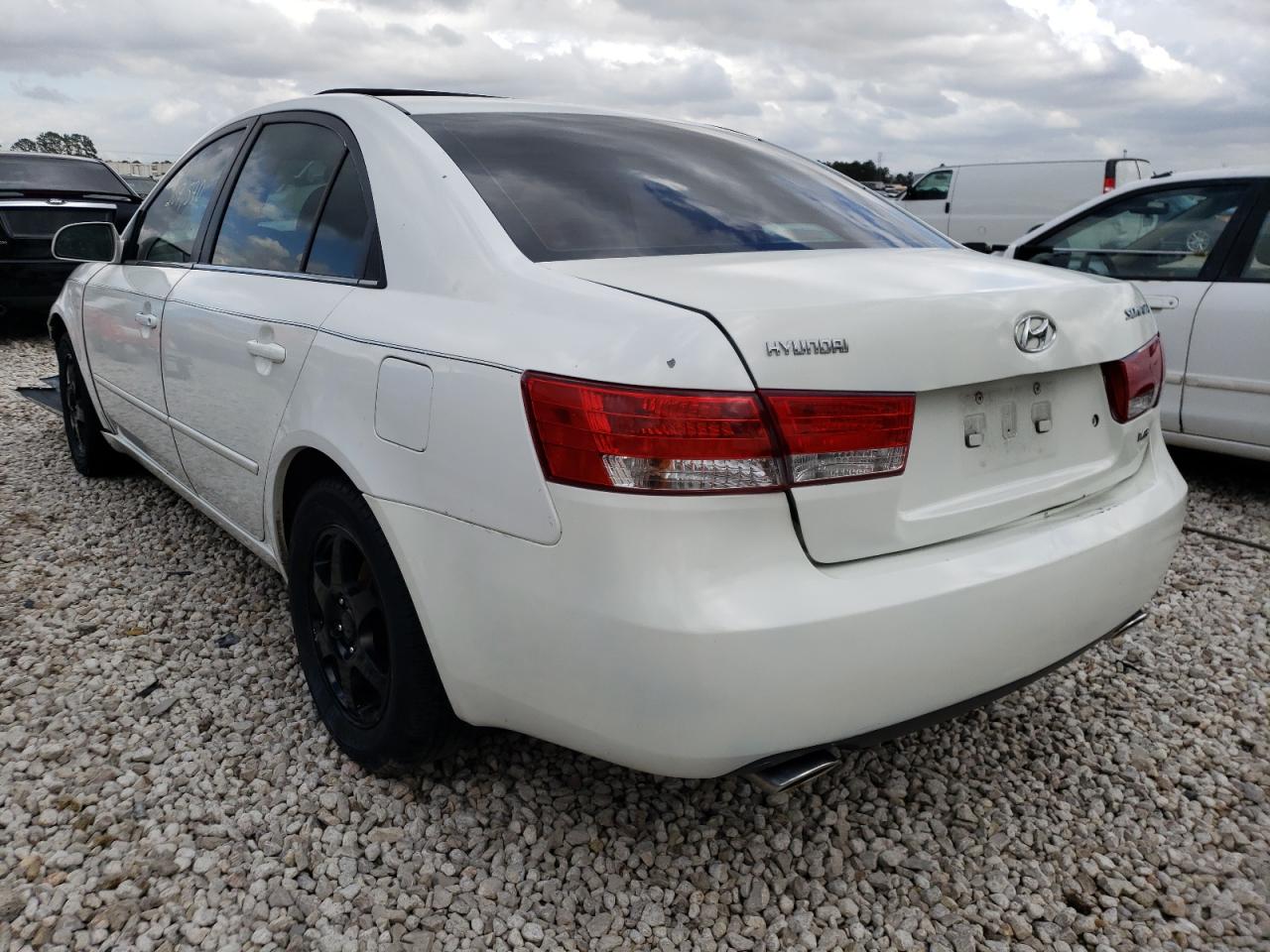 Photo 3 from auction – 2007 HYUNDAI SONATA SE with VIN 5NPEU46F67H157705
