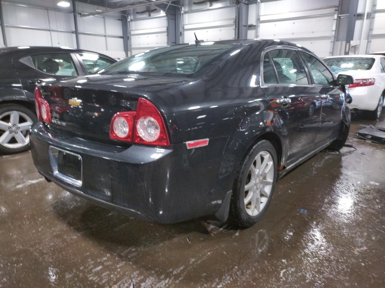 Photo 4 from auction – 2010 CHEVROLET MALIBU LTZ with VIN 1G1ZE5EB3AF219302