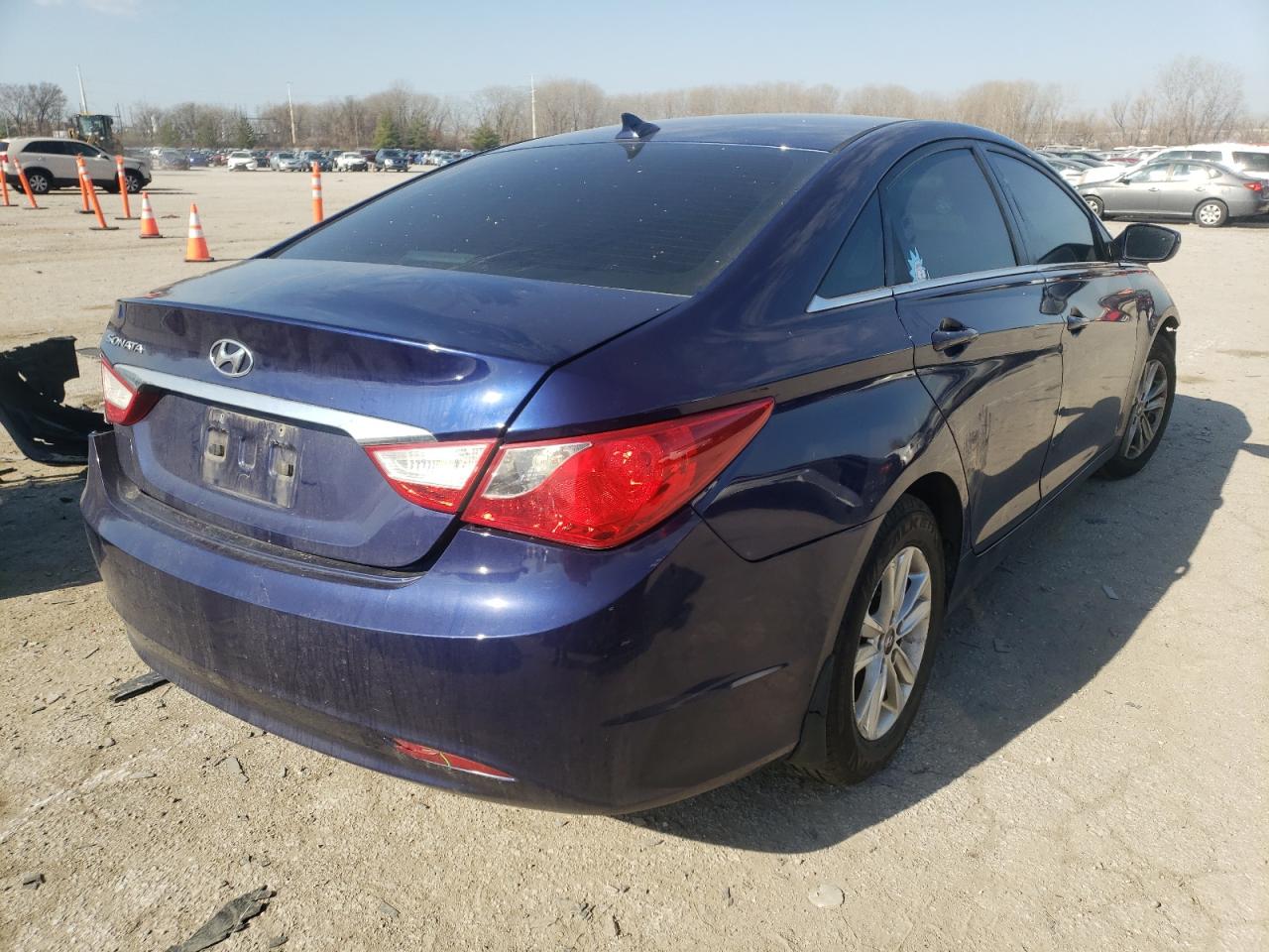 Photo 4 from auction – 2013 HYUNDAI SONATA GLS with VIN 5NPEB4AC9DH686709