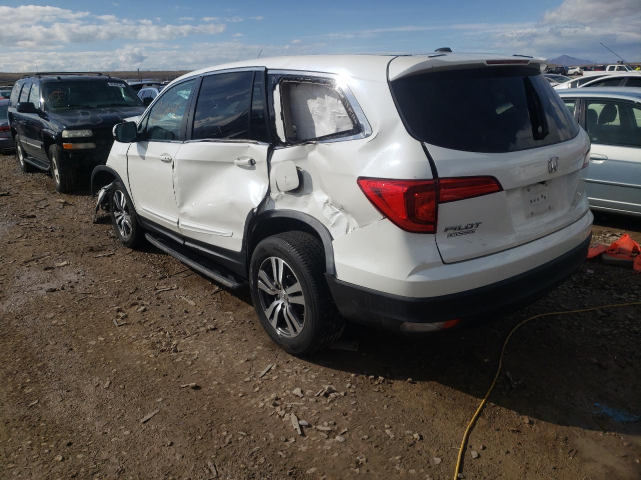 Photo 3 from auction – 2016 HONDA PILOT EXL with VIN 5FNYF5H56GB037757