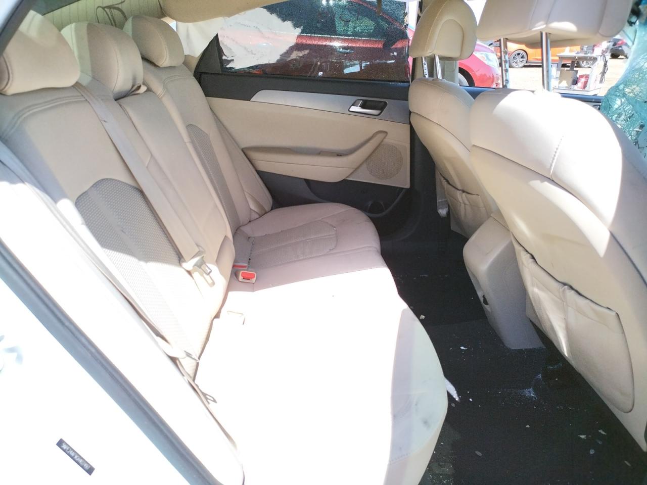 Photo 6 from auction – 2016 HYUNDAI SONATA SE with VIN 5NPE24AF9GH407497