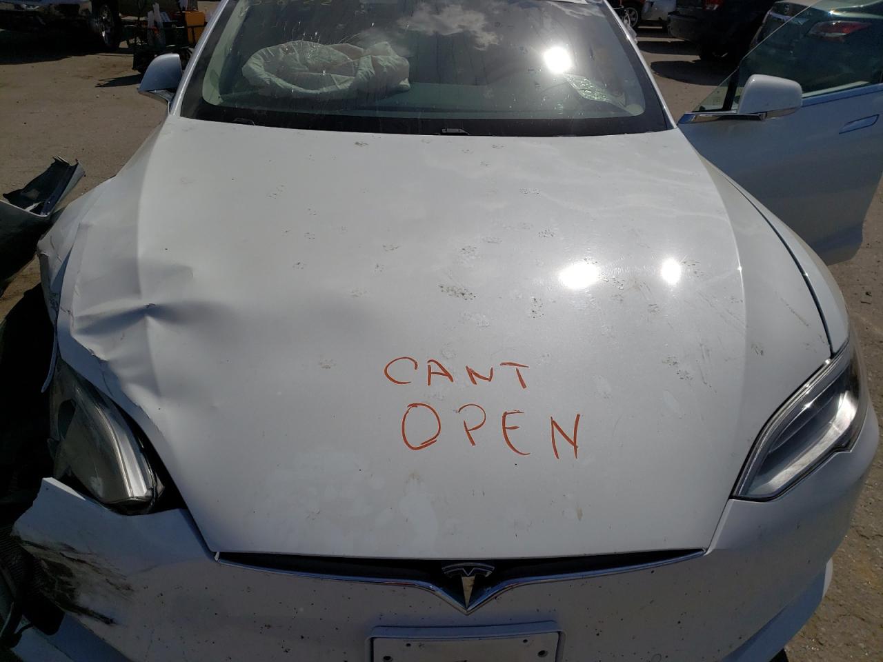 Photo 19 from auction – 2018 TESLA MODEL S with VIN 5YJSA1E28JF268707