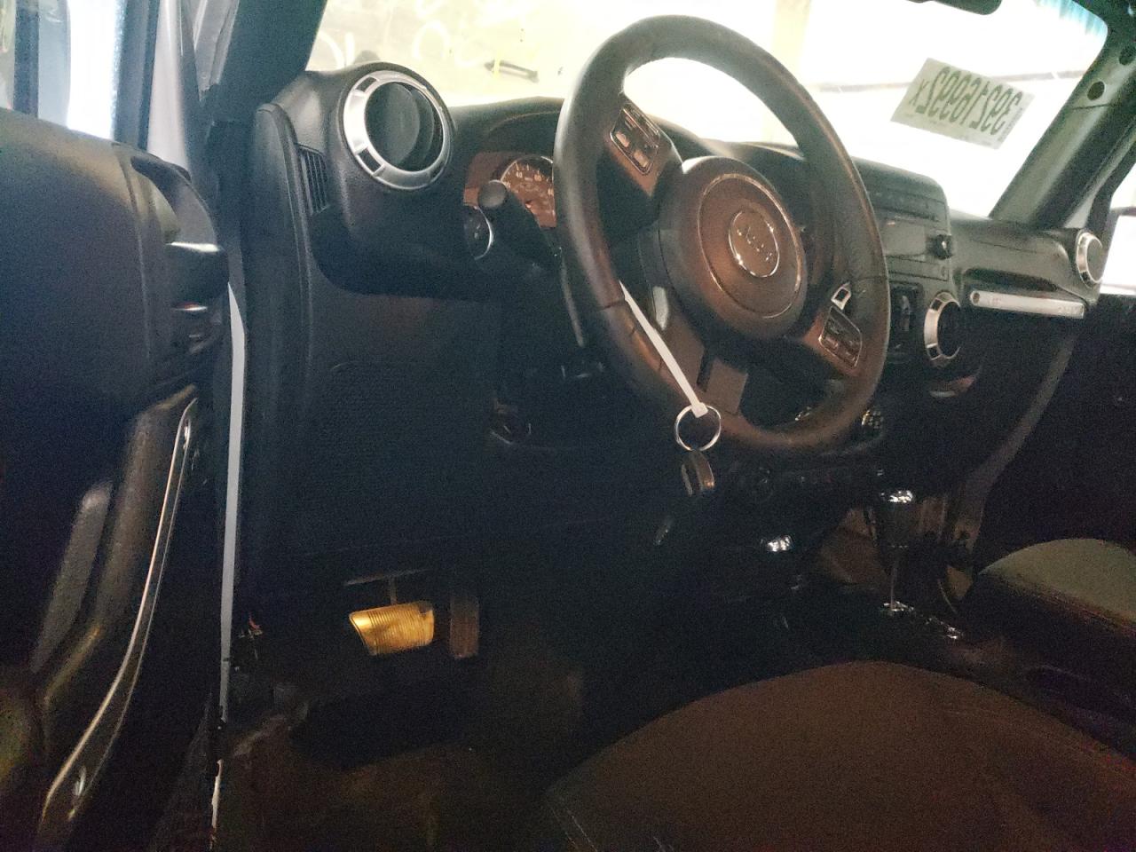 صورة رقم 9 من المزاد - 2015 JEEP WRANGLER U مع VIN 1C4BJWEG9FL508182
