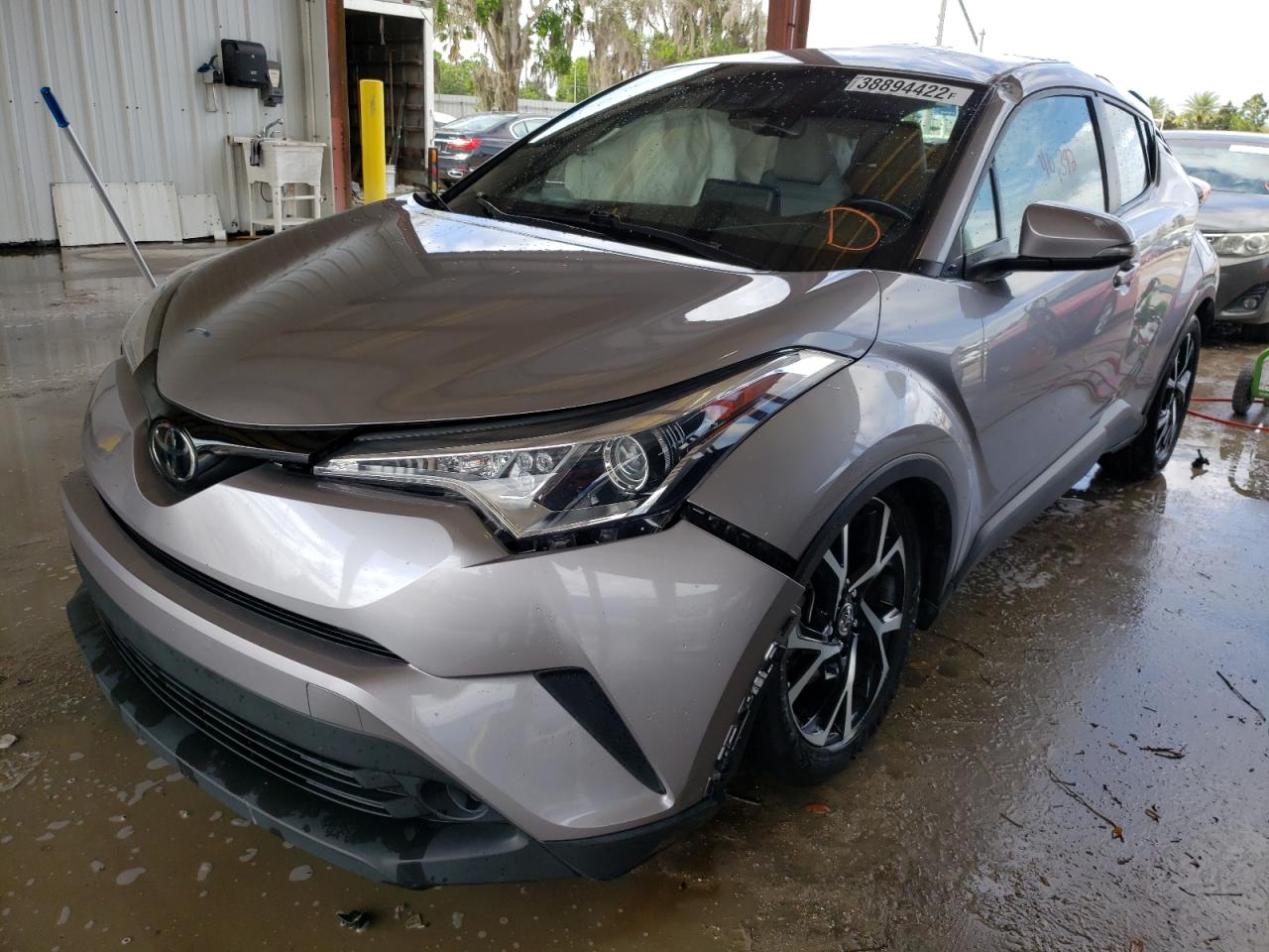 Photo 2 from auction – 2019 TOYOTA CHR with VIN NMTKHMBX6KR096976