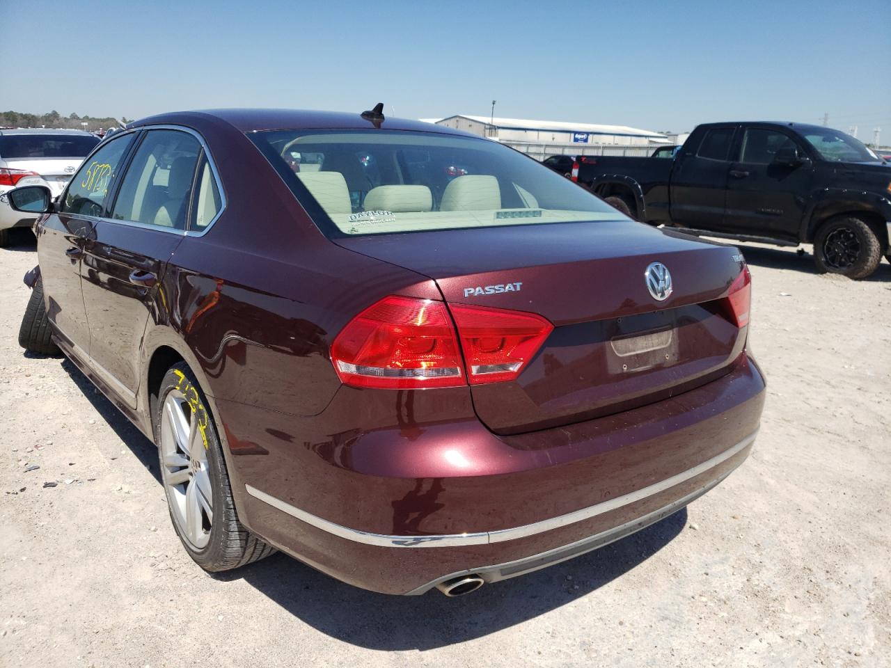 Photo 3 from auction – 2014 VOLKSWAGEN PASSAT SEL with VIN 1VWCN7A32EC020091