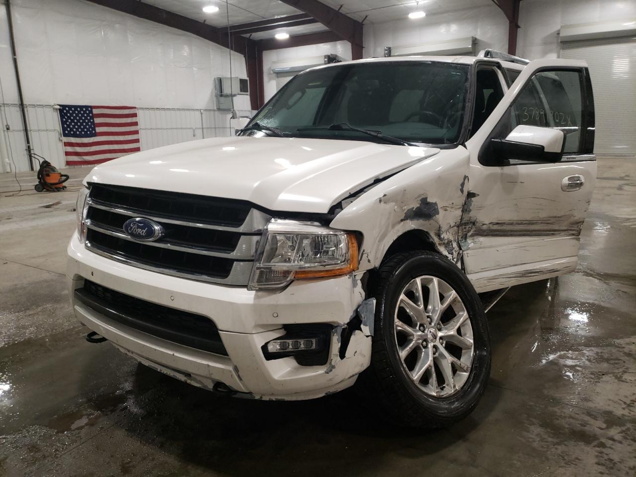 Photo 2 from auction – 2016 FORD EXPEDITION with VIN 1FMJK2AT8GEF14402