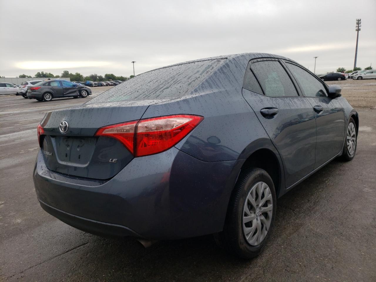 Photo 4 from auction – 2018 TOYOTA COROLLA L with VIN 2T1BURHE7JC977466