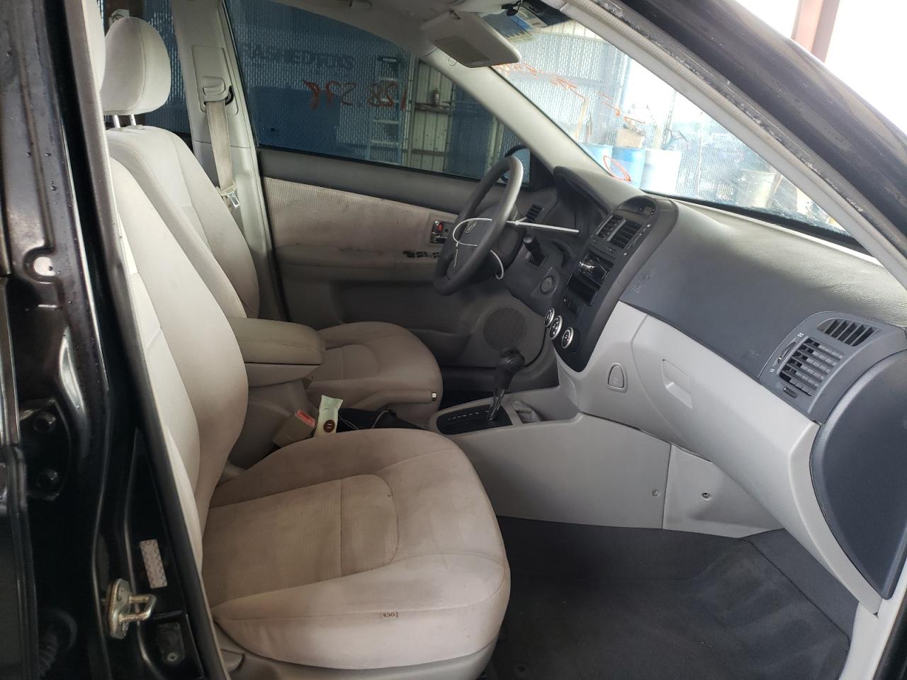 Photo 5 from auction – 2007 KIA SPECTRA EX with VIN KNAFE121775479678