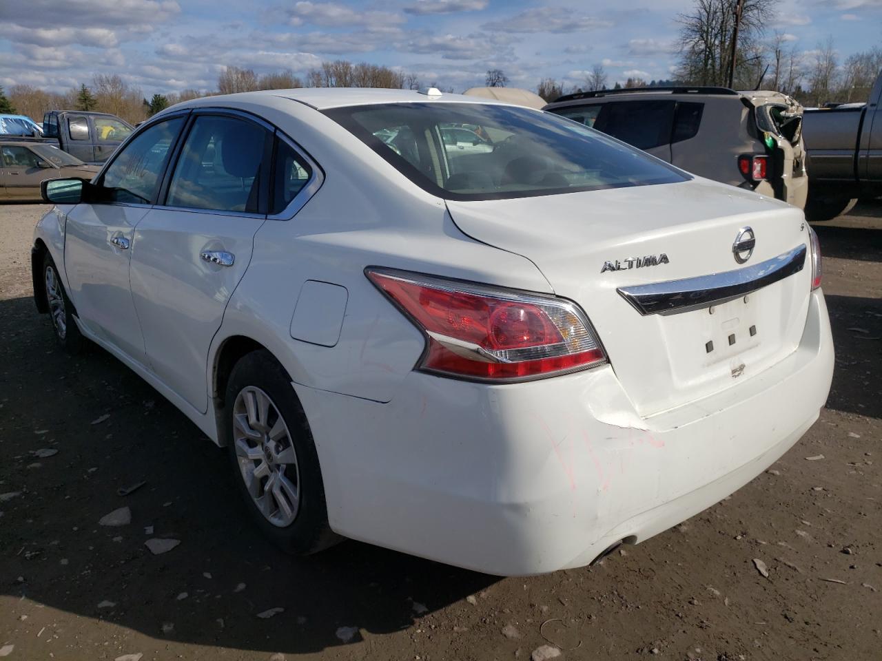 Photo 3 from auction – 2015 NISSAN ALTIMA 2.5 with VIN 1N4AL3AP0FN896083