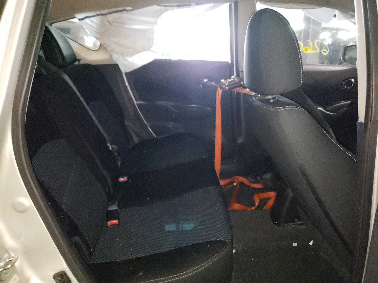 Photo 6 from auction – 2015 NISSAN VERSA NOTE with VIN 3N1CE2CP6FL431783