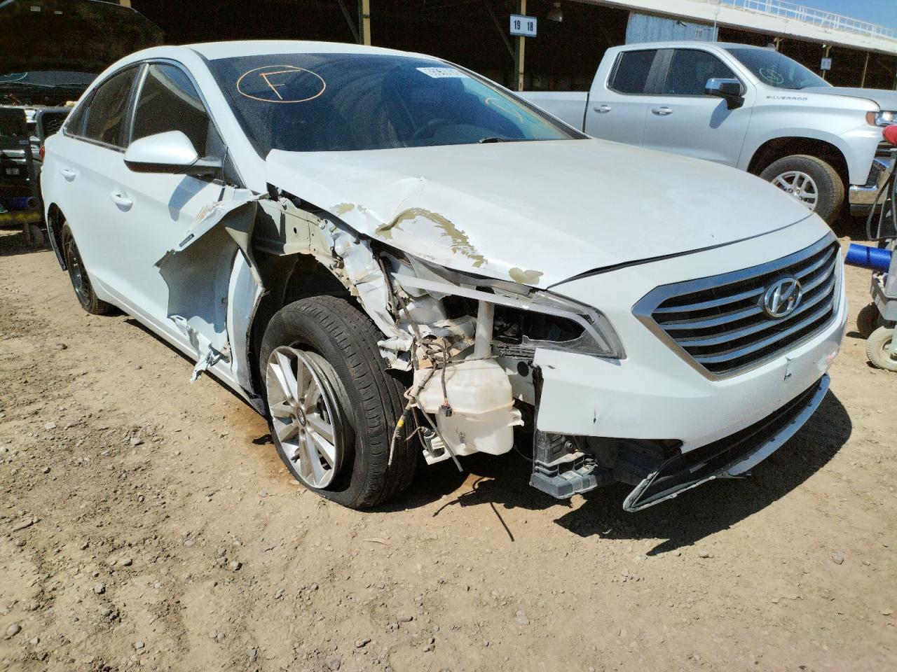 HYUNDAI SONATA SE 2016 with VIN 5NPE24AFXGH433638 - Photo from auction