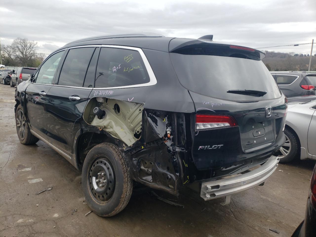 Photo 3 from auction – 2022 HONDA PILOT ELIT with VIN 5FNYF6H03NB014525