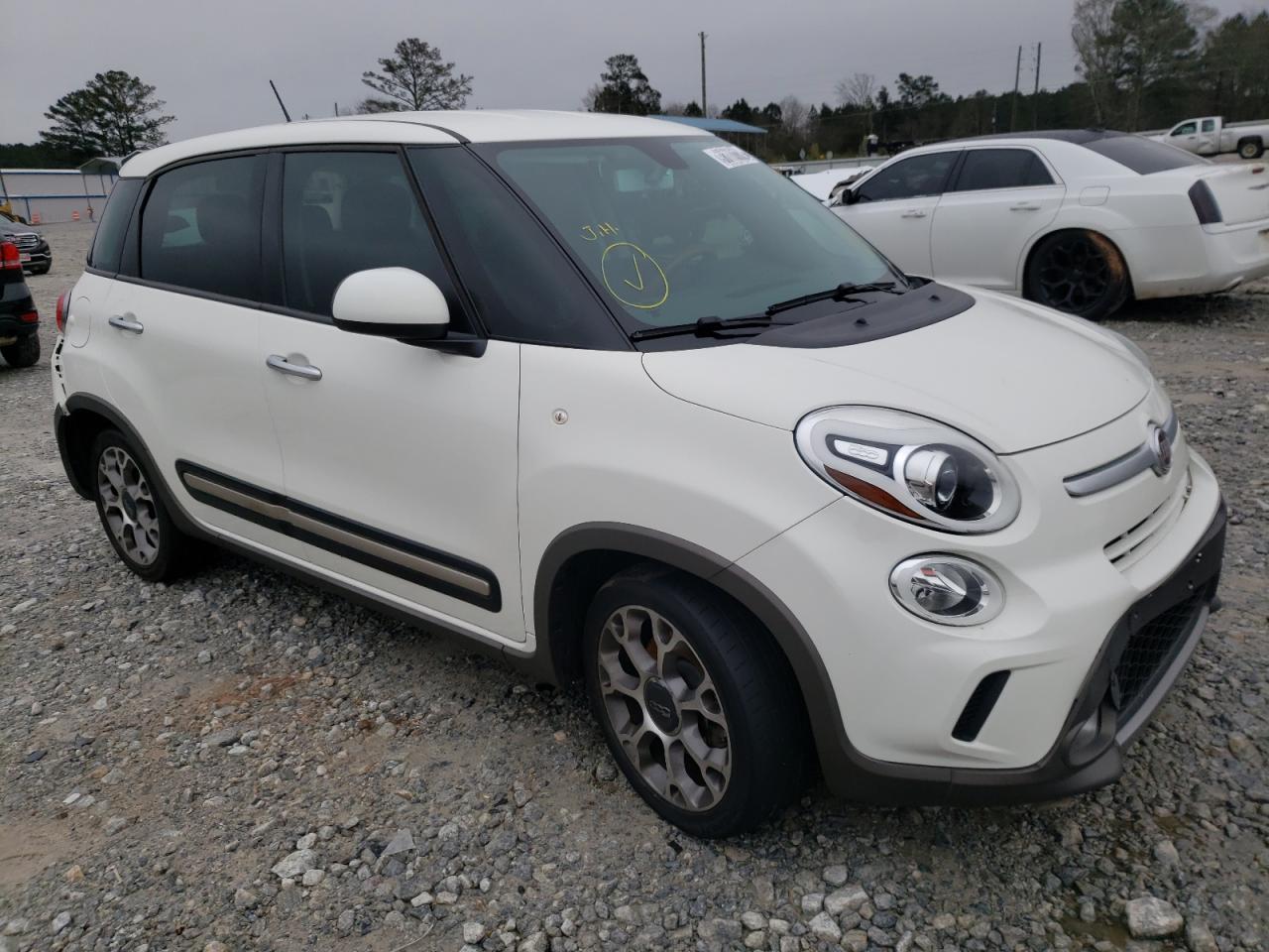 Photo 1 from auction – 2014 FIAT 500L TREKK with VIN ZFBCFADH3EZ016345
