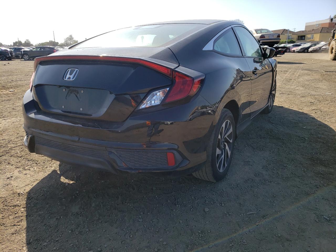 Photo 4 from auction – 2016 HONDA CIVIC LX with VIN 2HGFC4B08GH305162