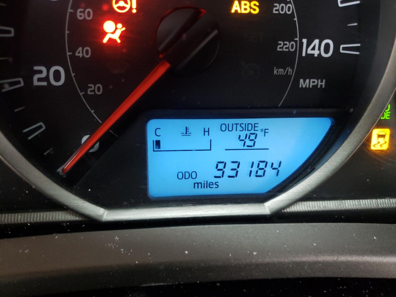 Photo 8 from auction – 2015 TOYOTA RAV4 XLE with VIN 2T3RFREV5FW250630