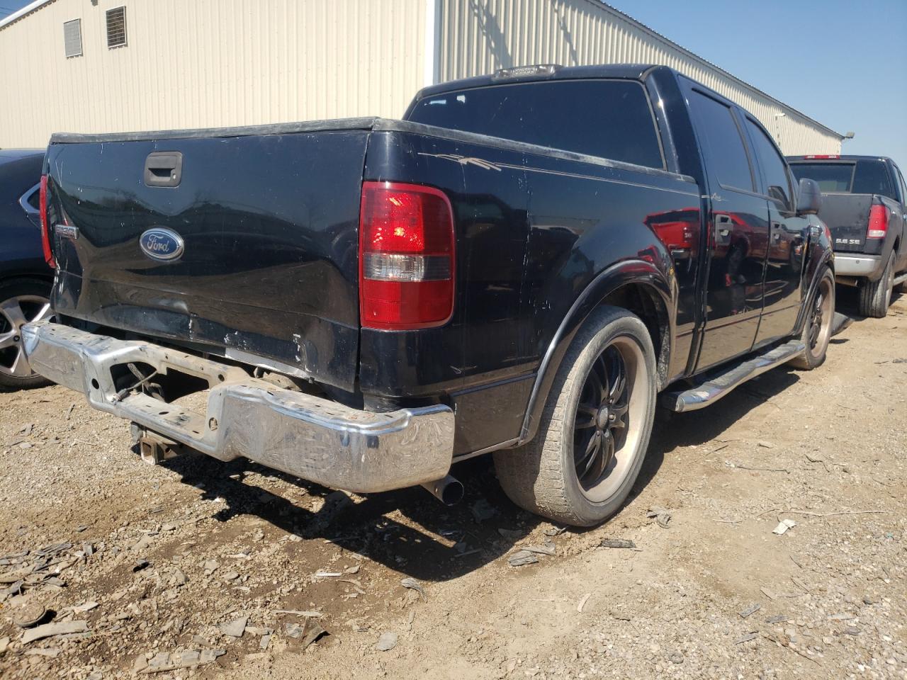 Photo 4 from auction – 2004 FORD F150 SUPER with VIN 1FTPW12514FA17498