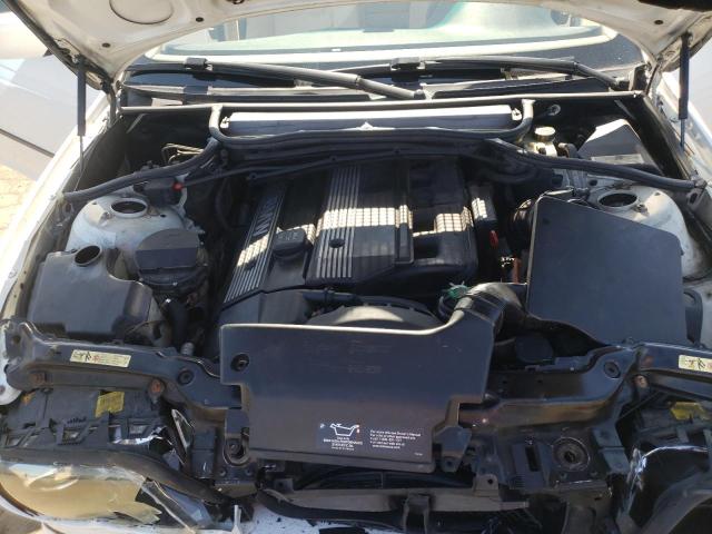 Photo 7 from auction – 2005 BMW 330 XI with VIN WBAEW53415PN40114