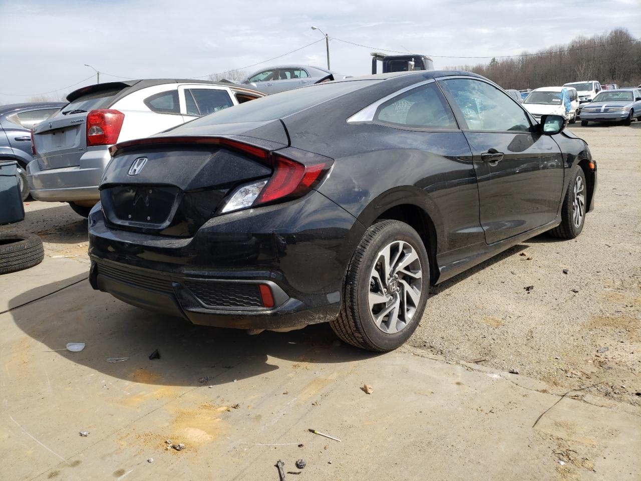 Photo 4 from auction – 2020 HONDA CIVIC LX with VIN 2HGFC4B60LH300133