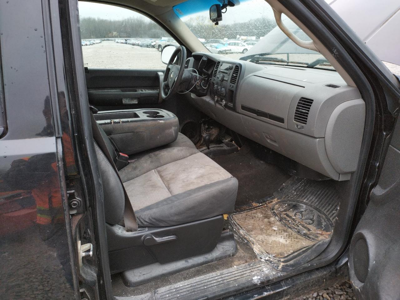 Photo 5 from auction – 2008 CHEVROLET SILVERADO with VIN 2GCEK13C081301184