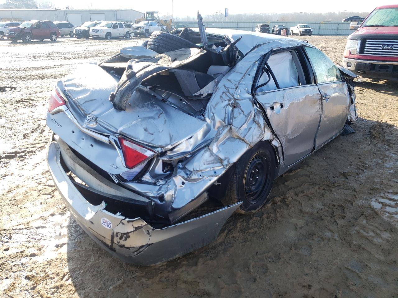 Photo 4 from auction – 2017 TOYOTA CAMRY LE with VIN 4T1BF1FK4HU417188