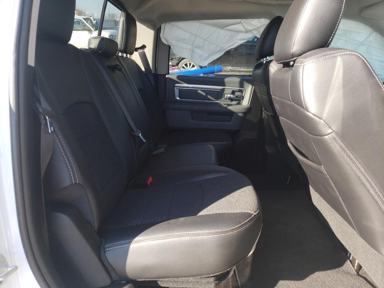 Photo 6 from auction – 2017 RAM 1500 SLT with VIN 1C6RR6TT0HS769403