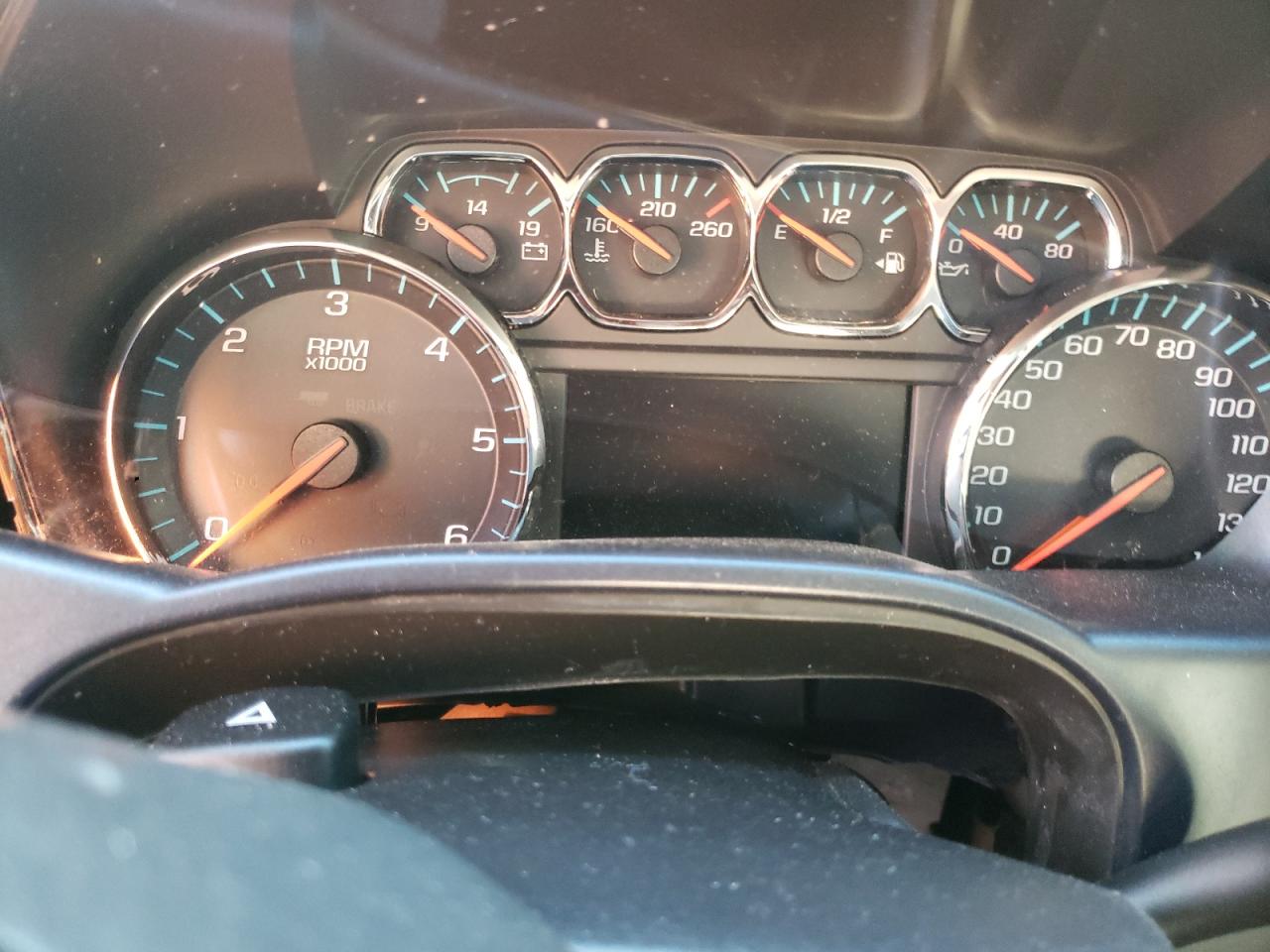 Photo 8 from auction – 2015 CHEVROLET SILVERADO with VIN 3GCPCREC1FG137806