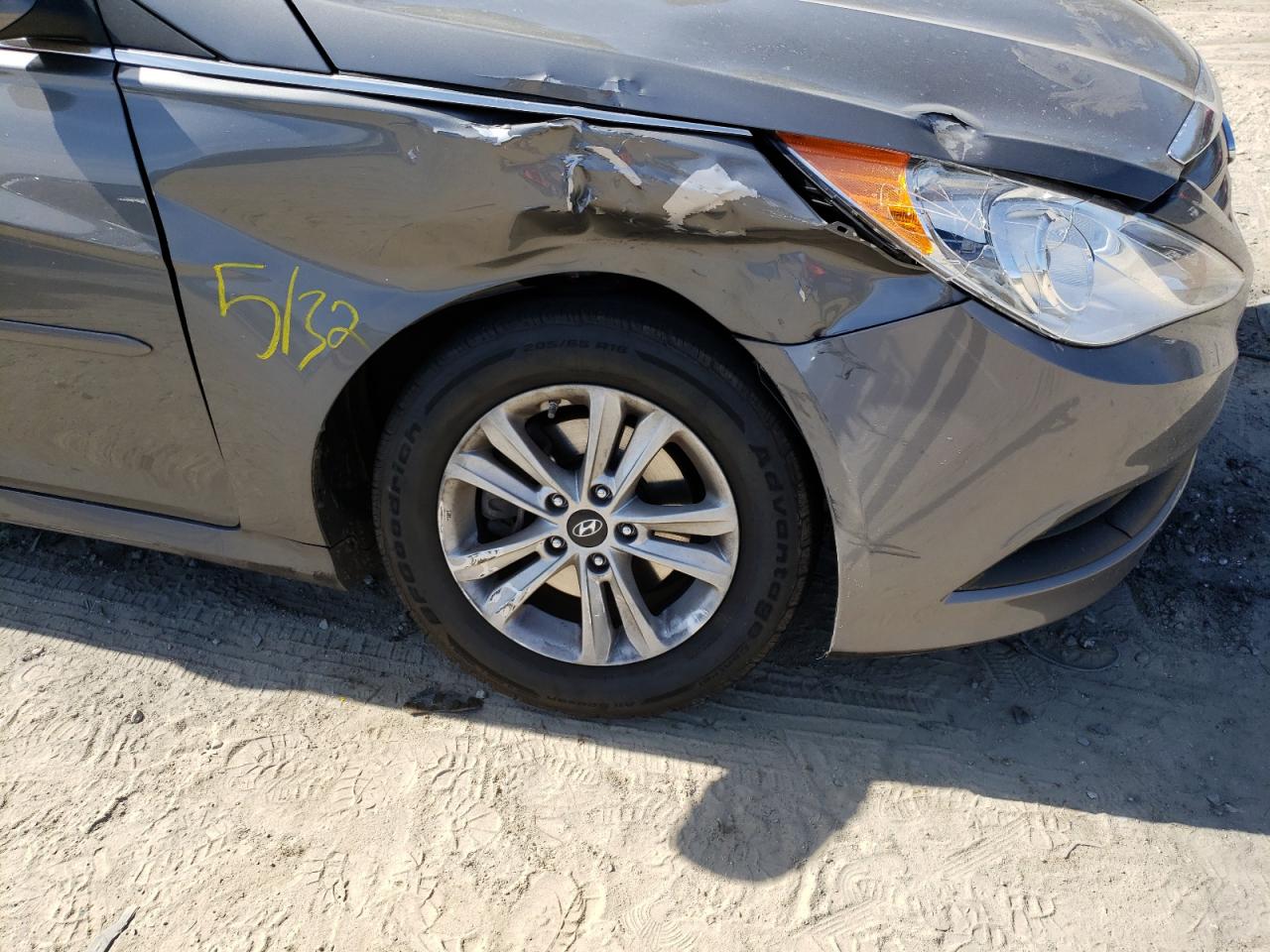 Photo 9 from auction – 2014 HYUNDAI SONATA GLS with VIN 5NPEB4AC5EH891400