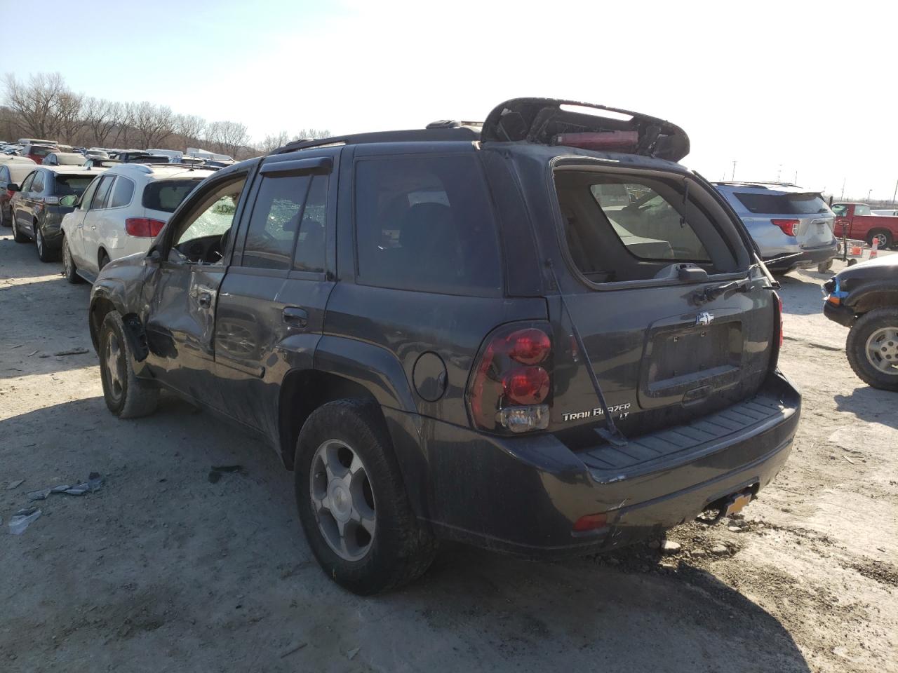 Photo 3 from auction – 2006 CHEVROLET TRAILBLAZE with VIN 1GNDT13S062307359