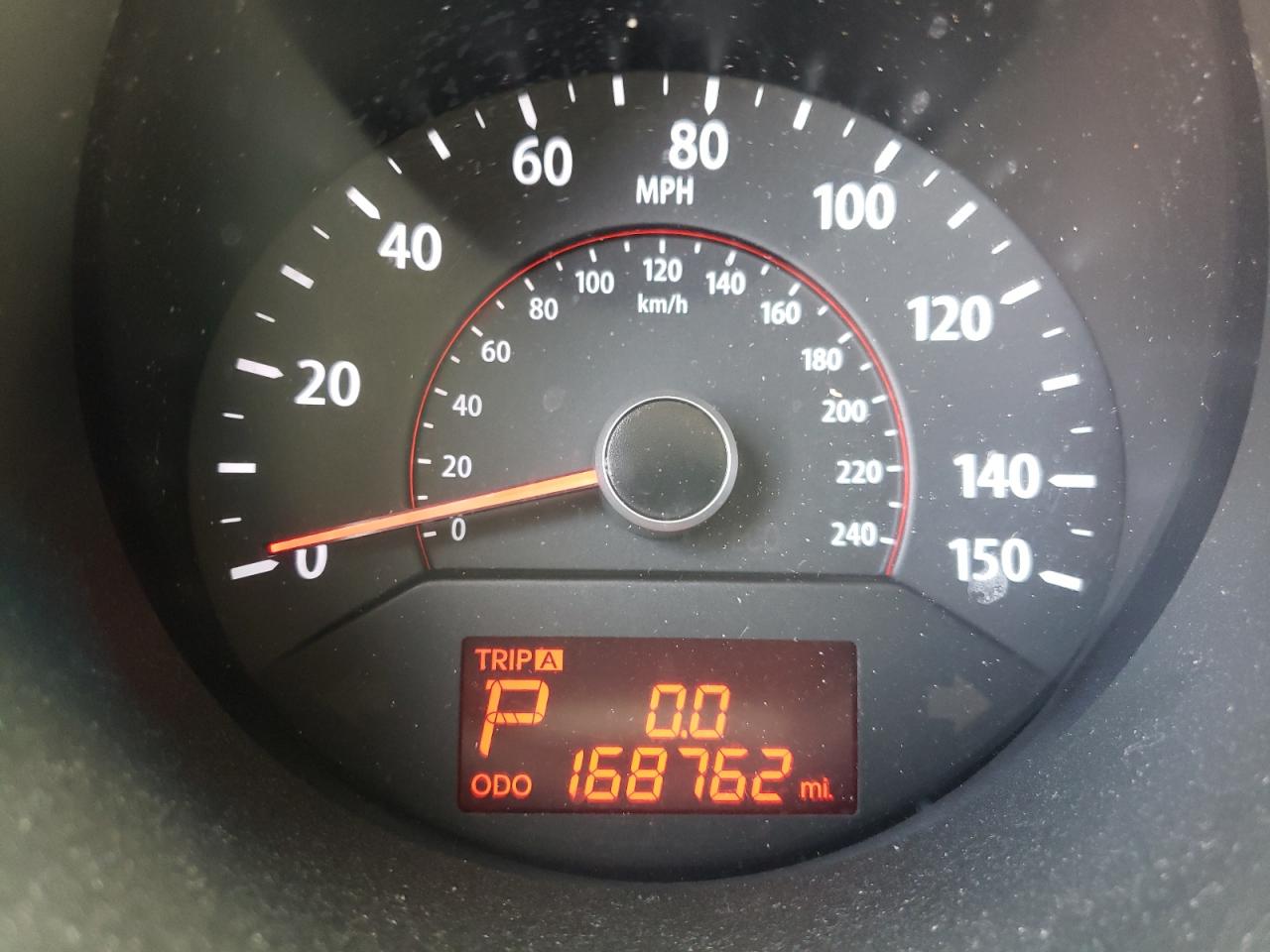 Photo 8 from auction – 2012 KIA SORENTO BA with VIN 5XYKT3A6XCG246248