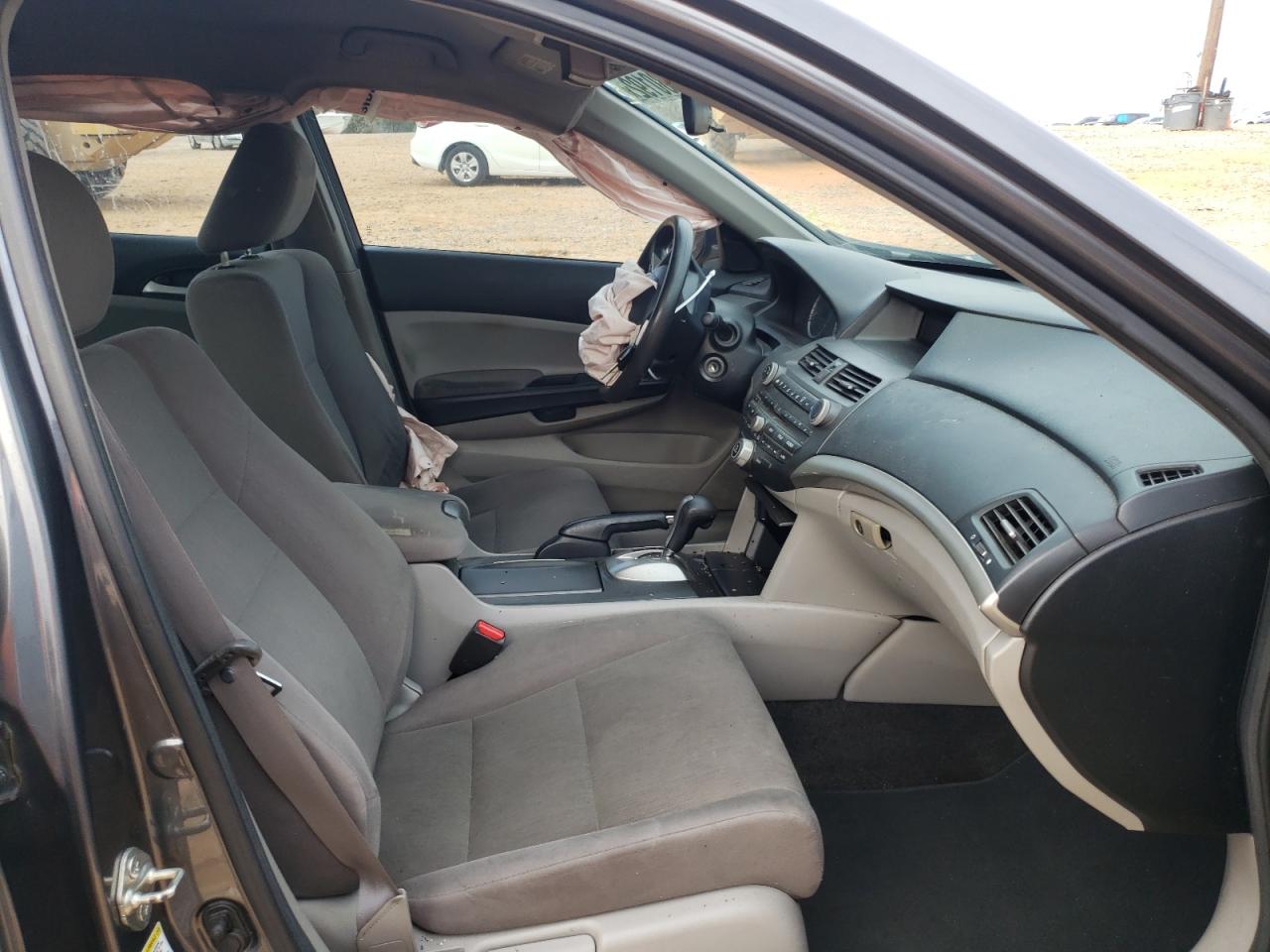 Photo 5 from auction – 2012 HONDA ACCORD LX with VIN 1HGCP2F33CA084661