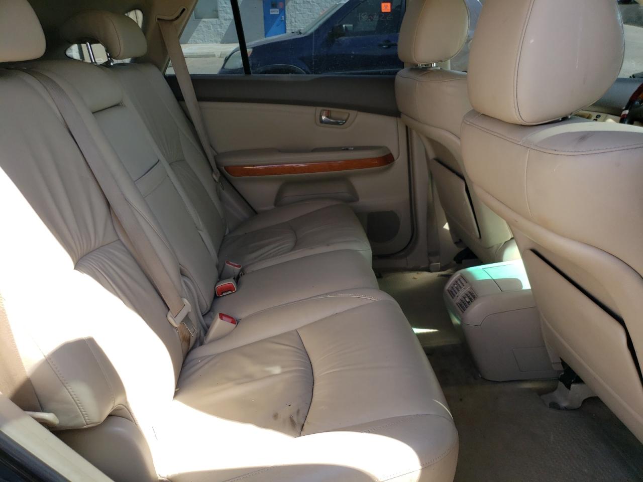 Photo 6 from auction – 2004 LEXUS RX 330 with VIN JTJHA31U040034994