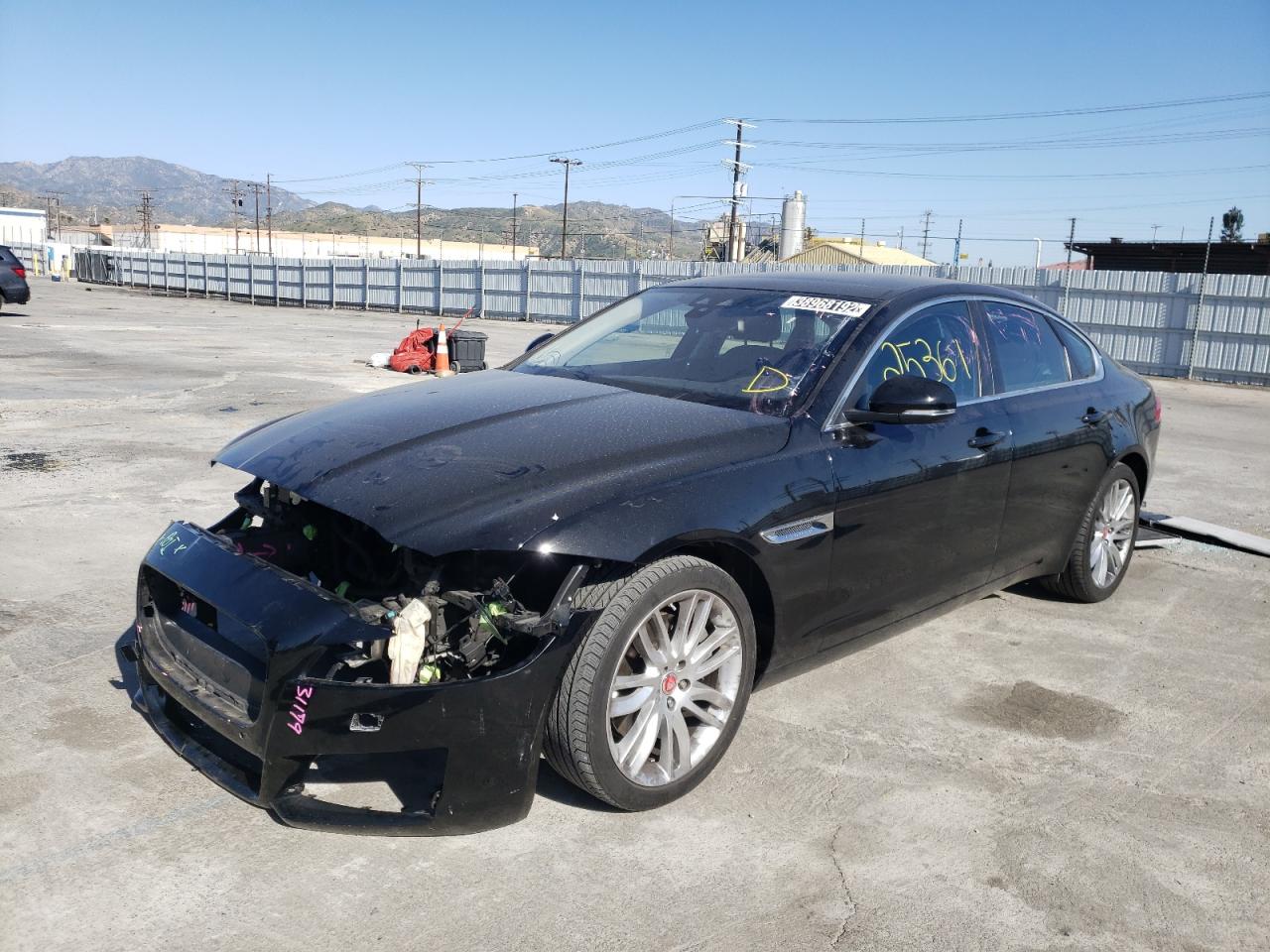 Photo 2 from auction – 2017 JAGUAR XF PRESTIG with VIN SAJBE4BV6HCY32500