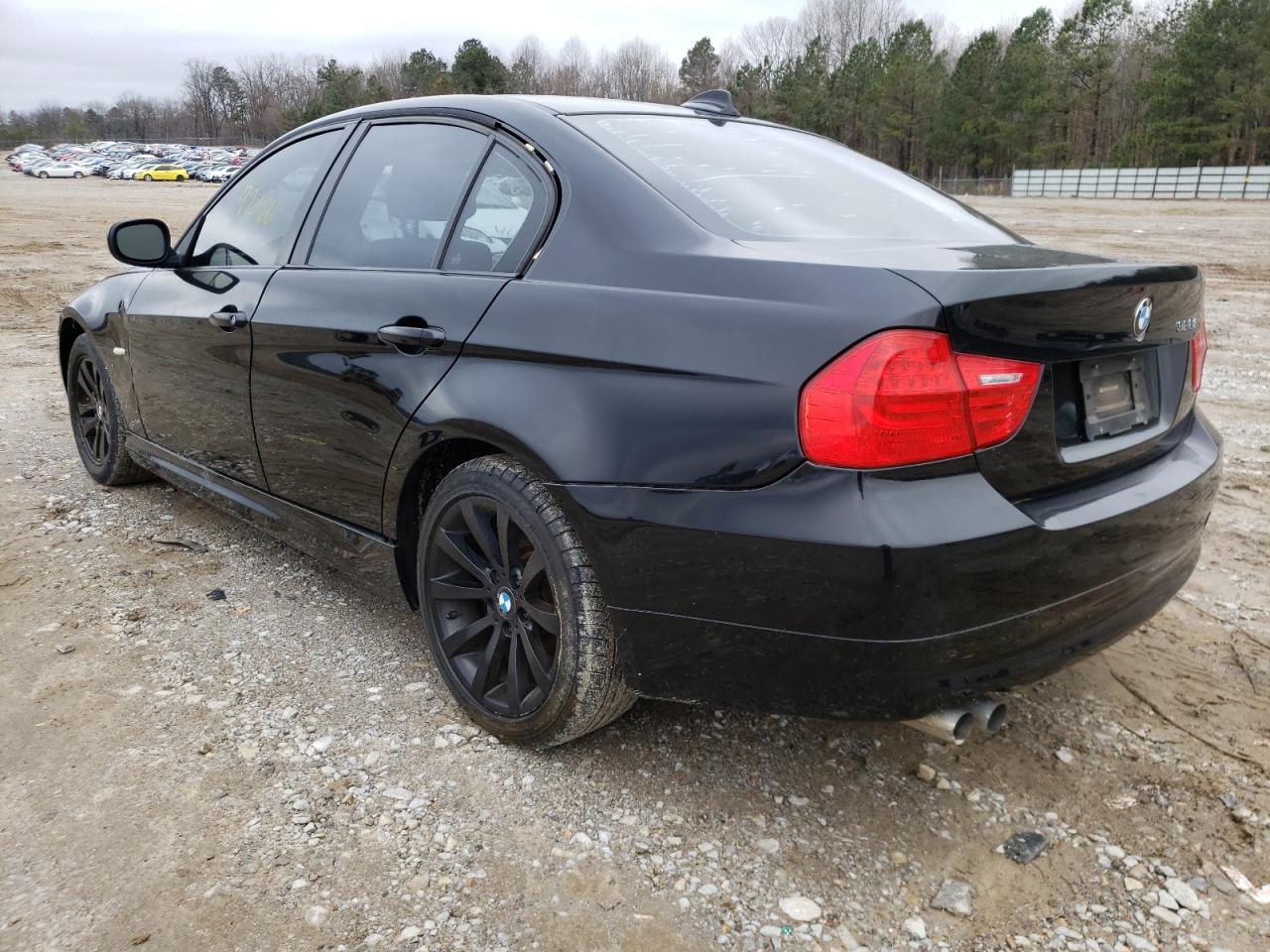 Photo 3 from auction – 2011 BMW 328 I with VIN WBAPH7G58BNN05210