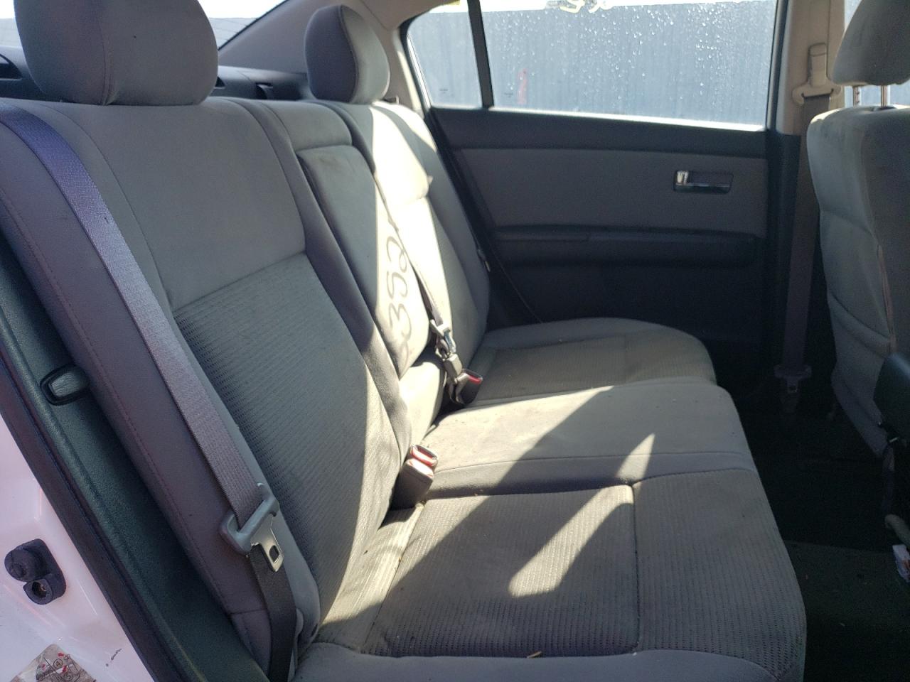 Photo 6 from auction – 2010 NISSAN SENTRA 2.0 with VIN 3N1AB6AP1AL728074