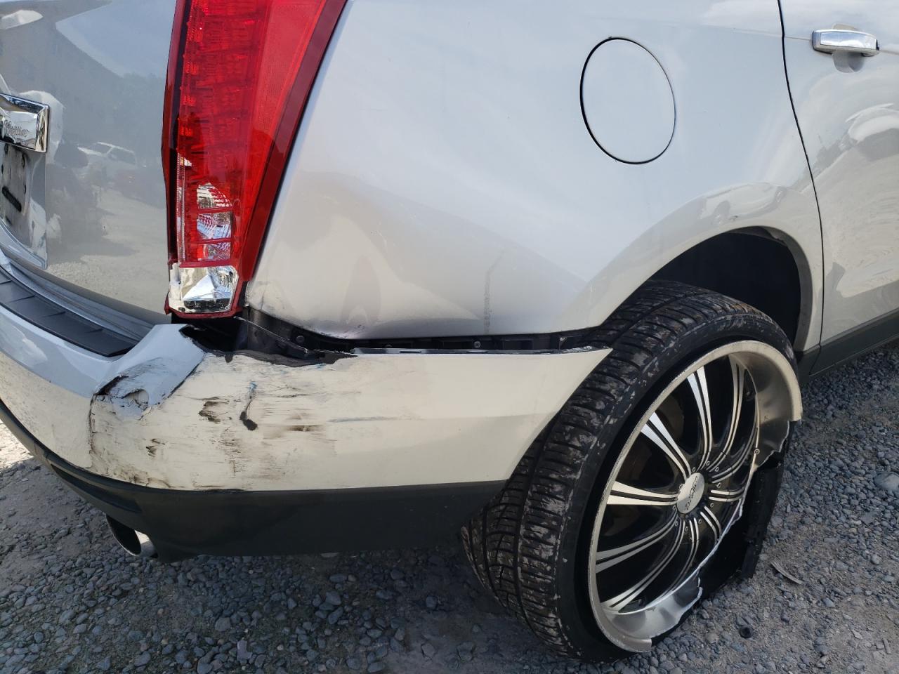 Photo 9 from auction – 2010 CADILLAC SRX with VIN 3GYFNGEY6AS653200