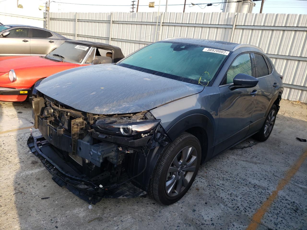 Photo 2 from auction – 2021 MAZDA CX-30 PREM with VIN 3MVDMBDL4MM210737