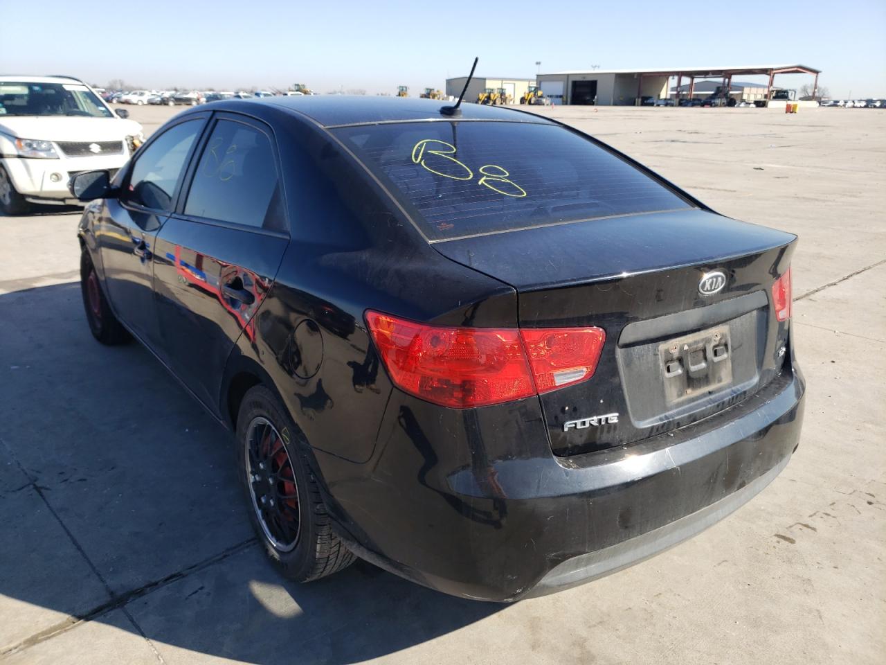 Photo 3 from auction – 2010 KIA FORTE EX with VIN KNAFU4A29A5862592