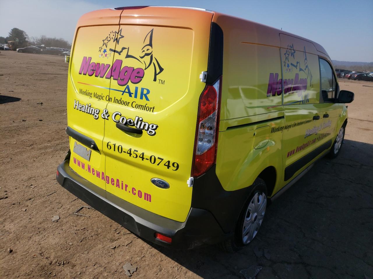 Photo 4 from auction – 2019 FORD TRANSIT CO with VIN NM0LS7E24K1432143