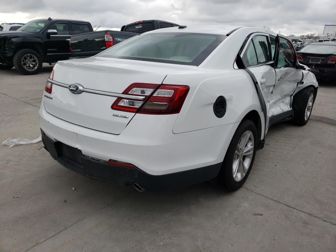 Photo 4 from auction – 2016 FORD TAURUS SE with VIN 1FAHP2D89GG150464
