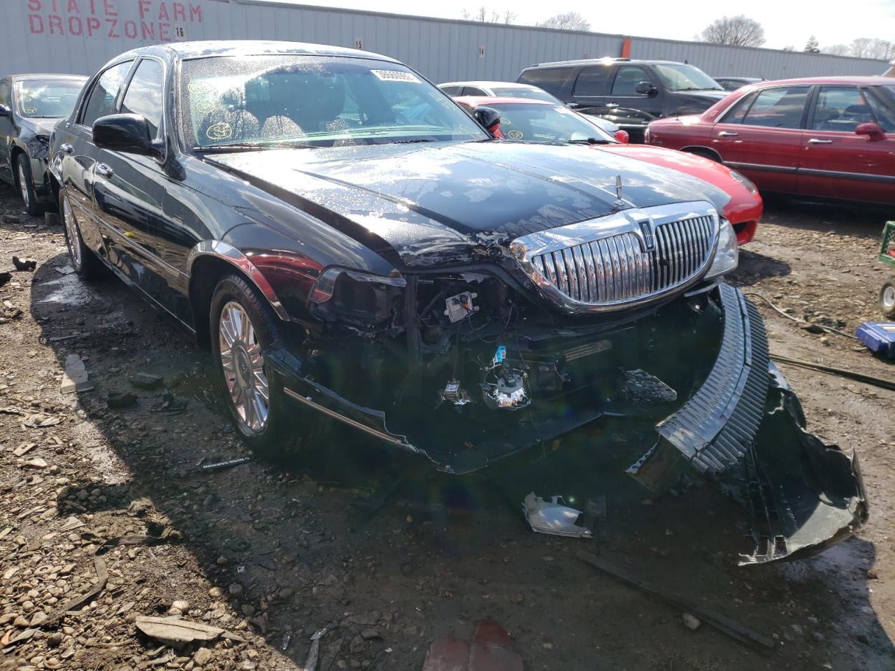Photo 1 from auction – 2011 LINCOLN TOWN CAR S with VIN 2LNBL8CV2BX754250