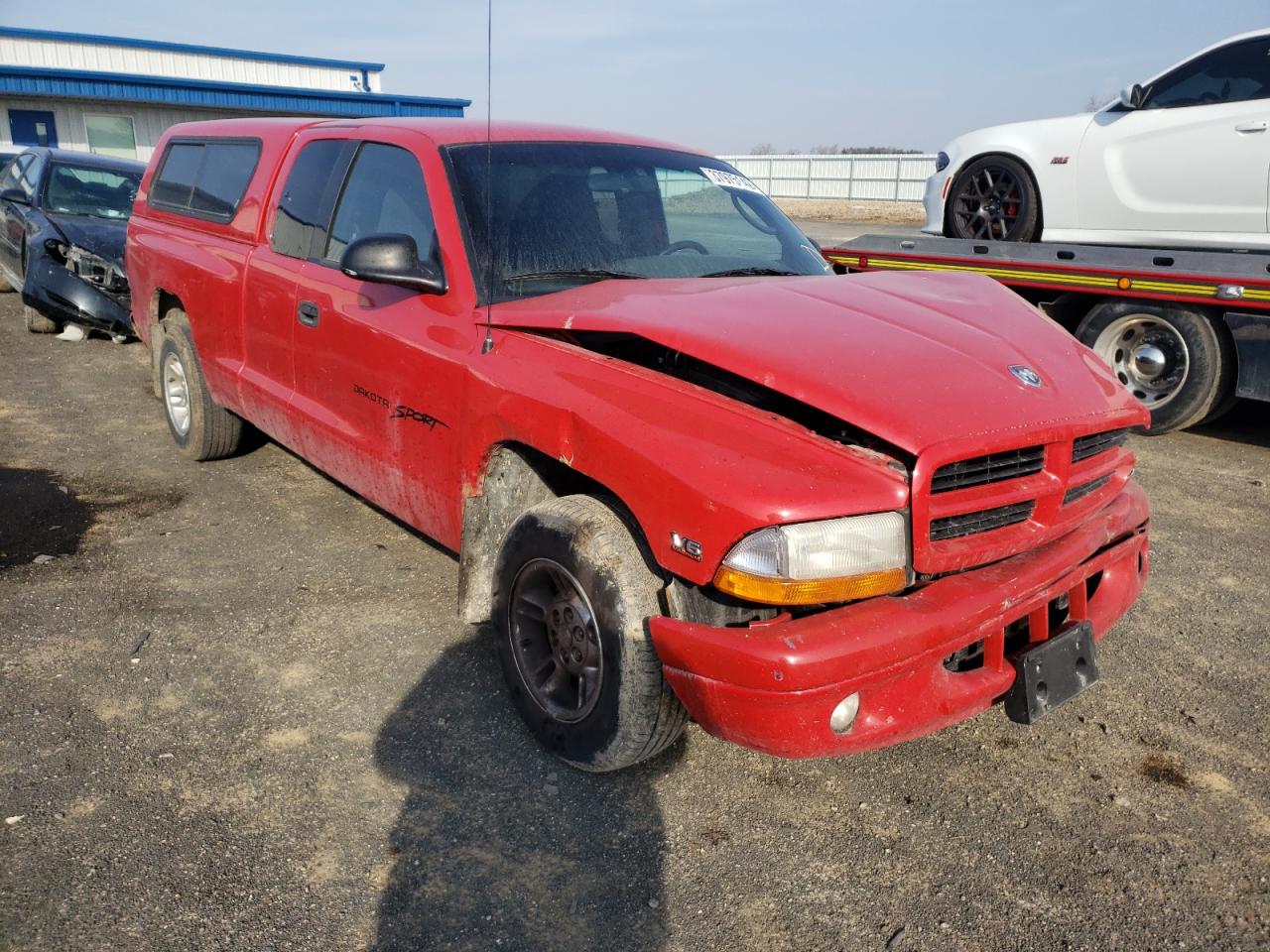 DODGE DAKOTA 2000 with VIN 1B7GL22X3YS545069 - Photo from auction