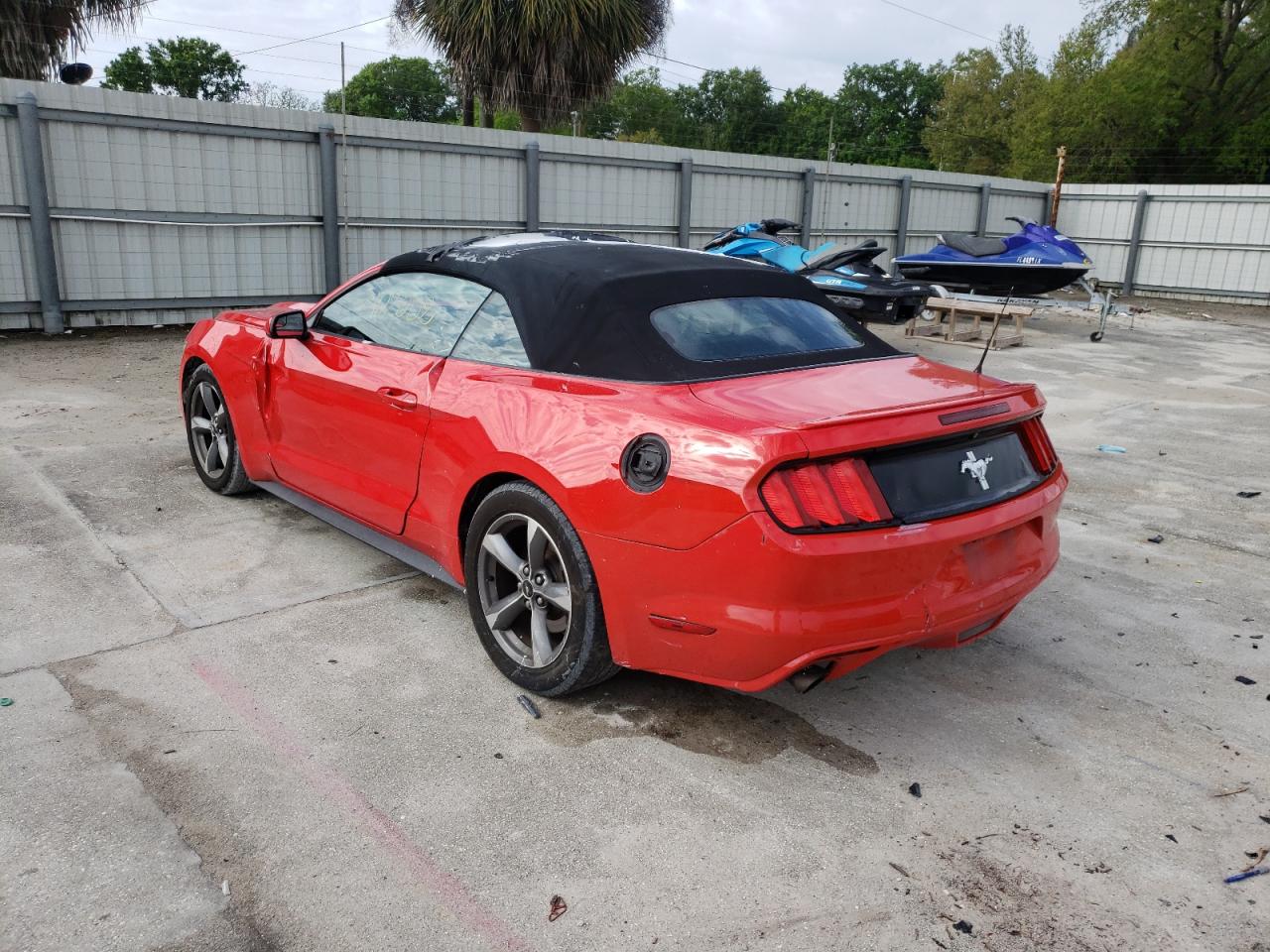 Photo 3 from auction – 2015 FORD MUSTANG with VIN 1FATP8EM1F5333344